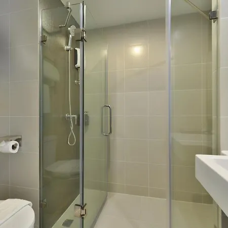 The Grass Serviced Suites Pattaya Exterior foto